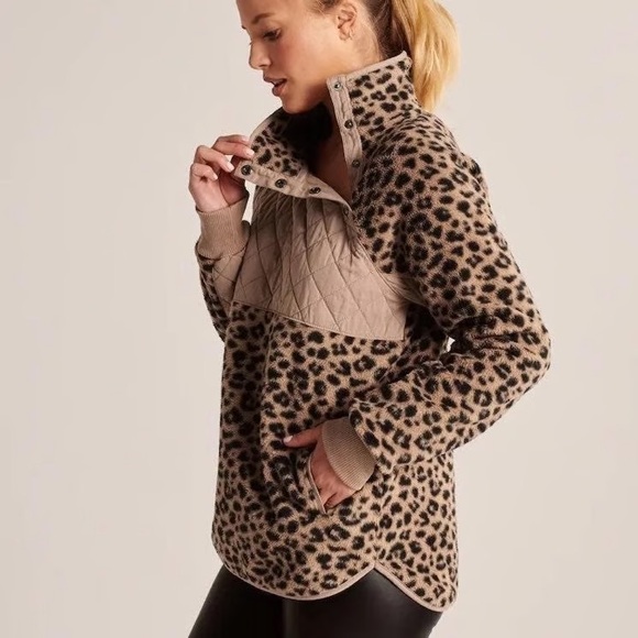 Abercrombie & Fitch Snap Up Pullover Leopard Cheetah Print quilt brown black XXS - Picture 5 of 12